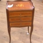 293 1312 CHEST OF DRAWERS